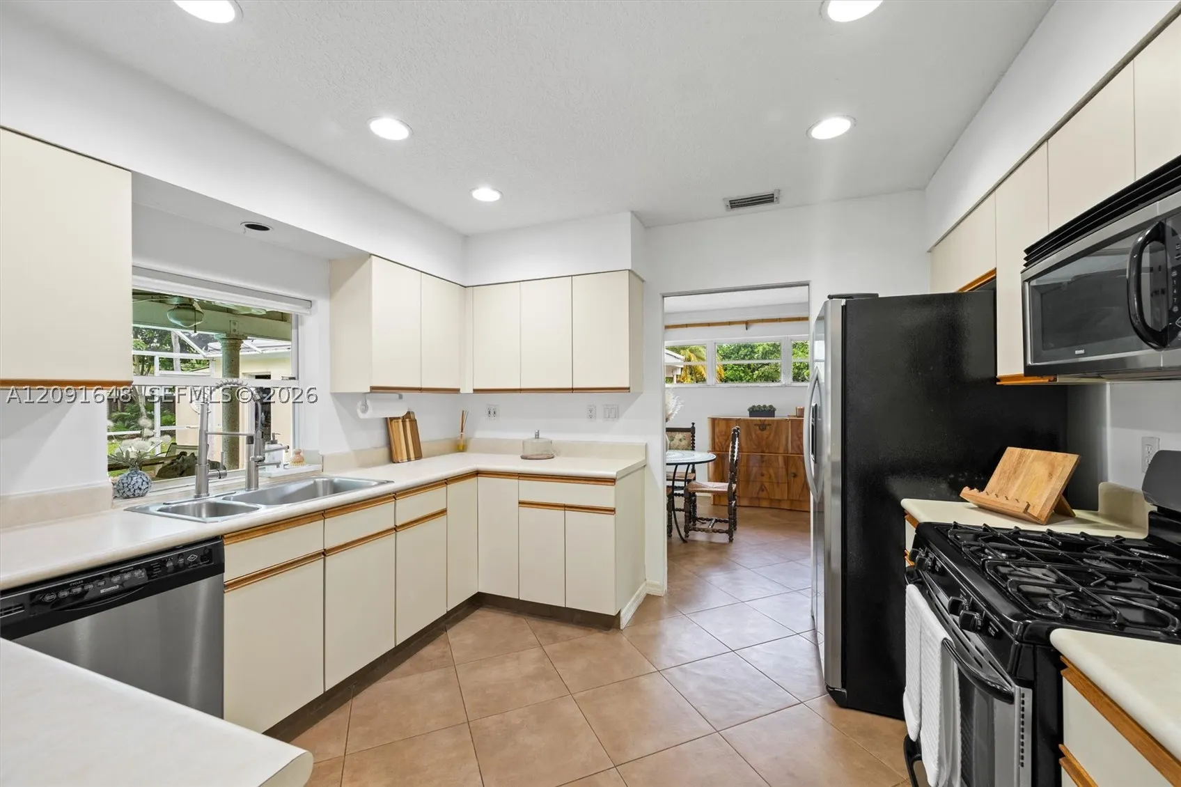 13820 SW 74th Ct