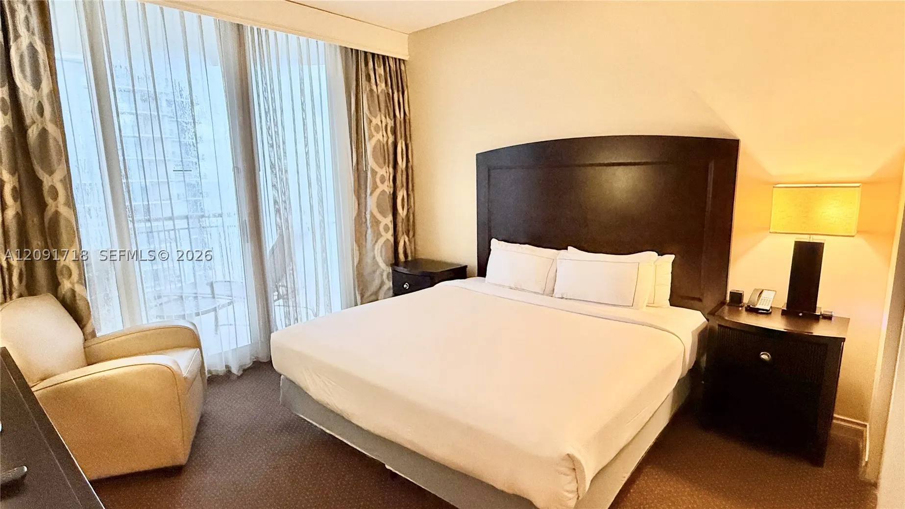 17375 Collins Ave #2607
