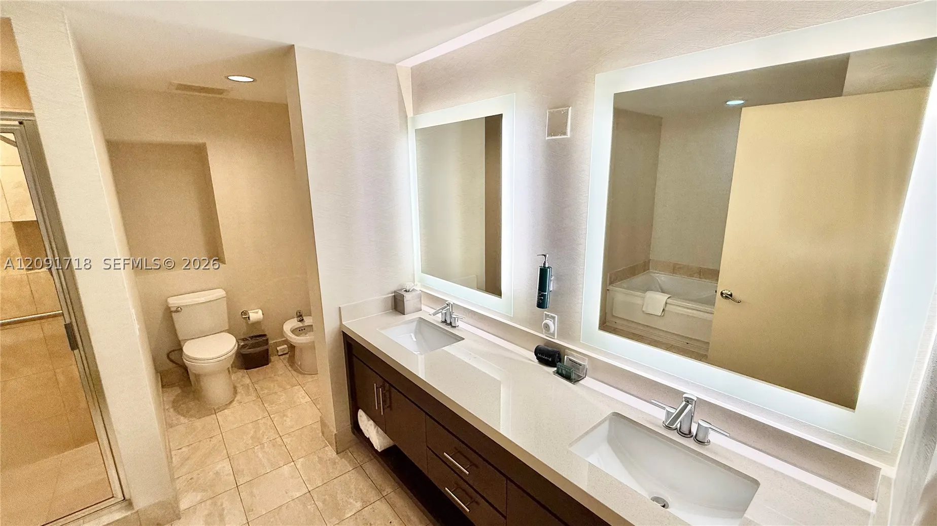 17375 Collins Ave #2607