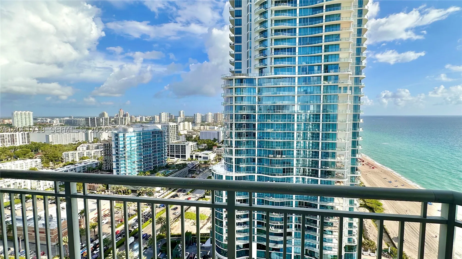 17375 Collins Ave #2607