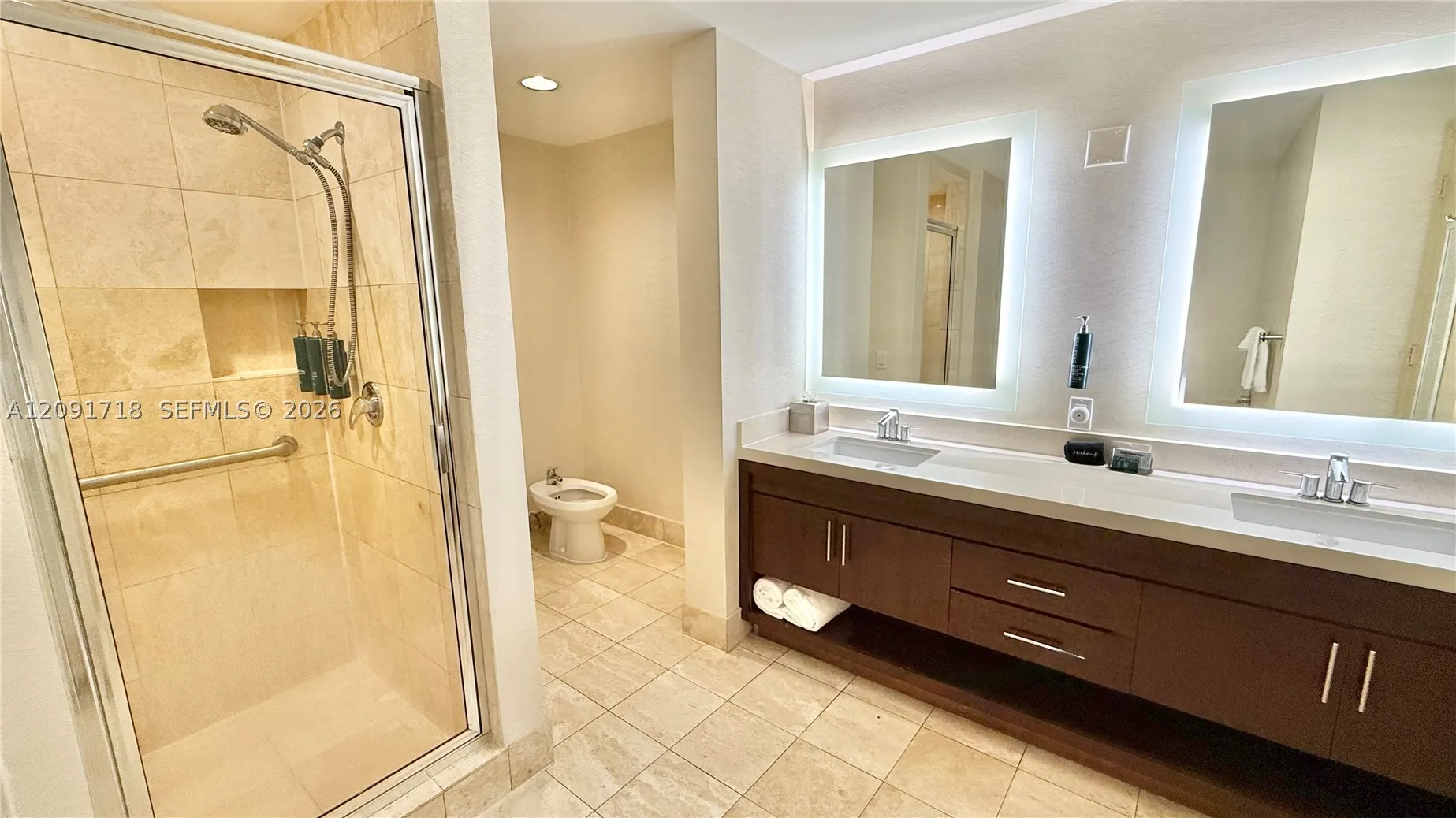 17375 Collins Ave #2607