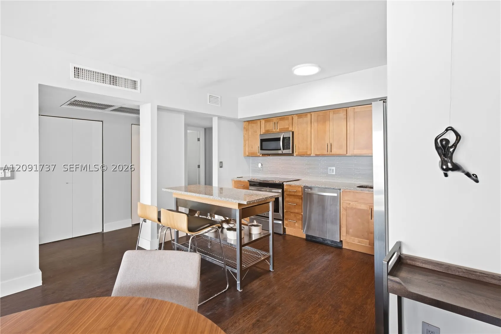 19380 Collins Ave #1219