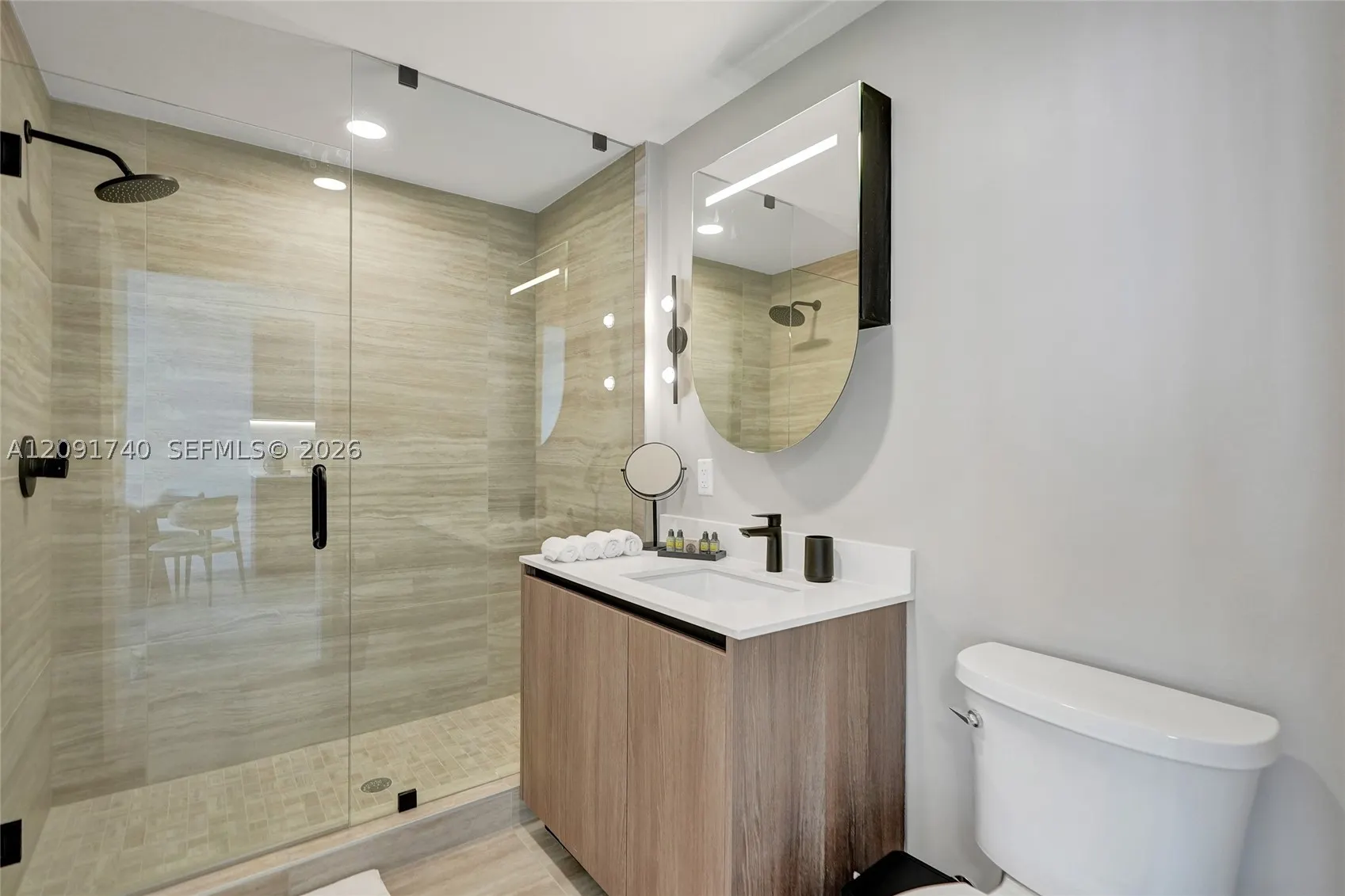 580 72nd St #PH6