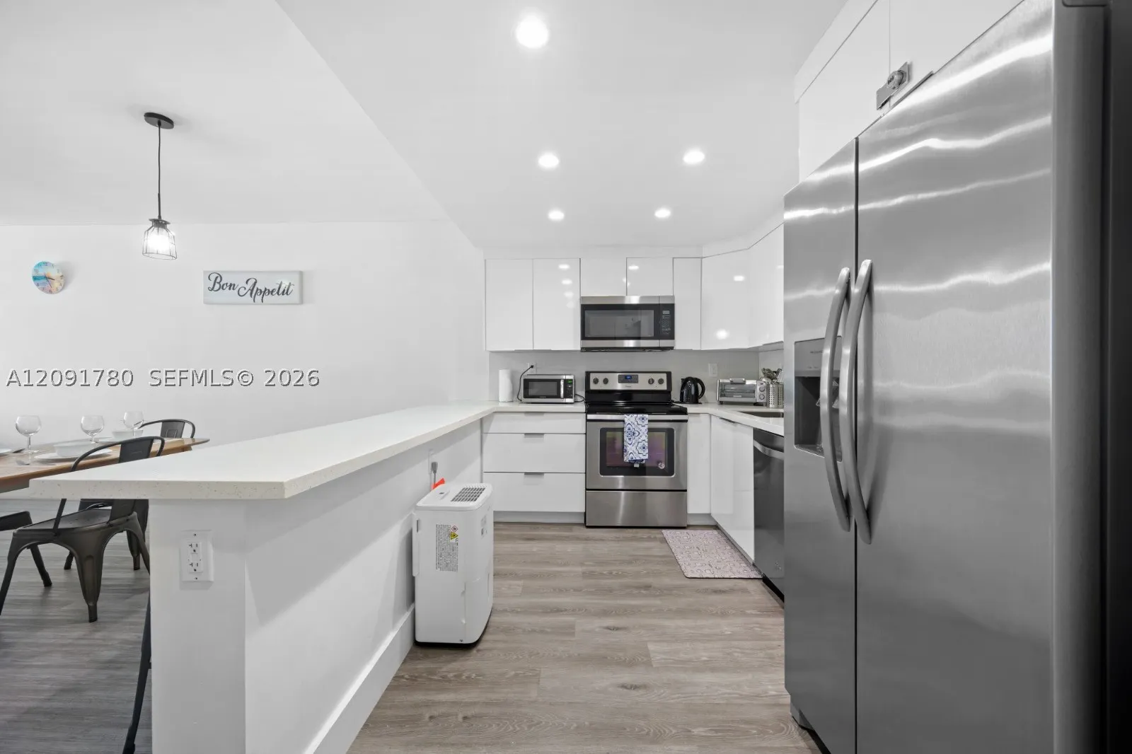 19370 Collins Ave #310