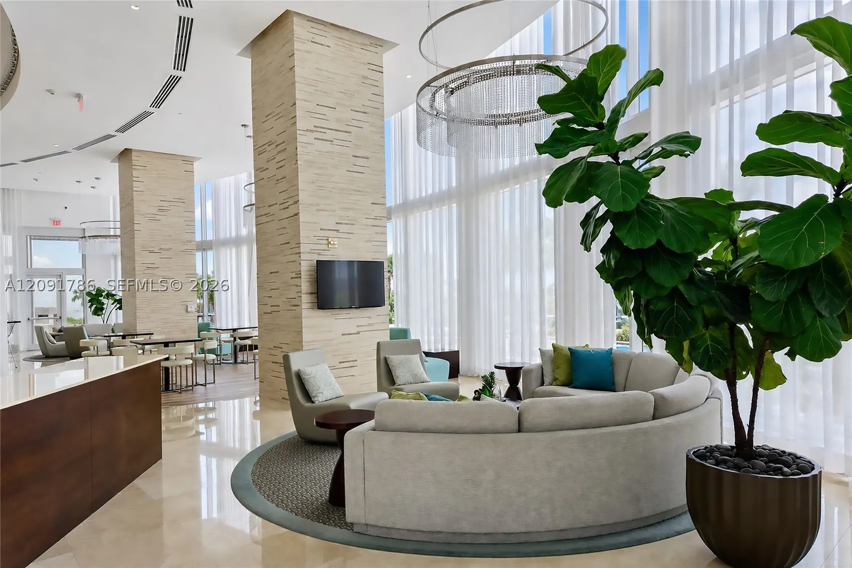 15811 Collins Ave #4007