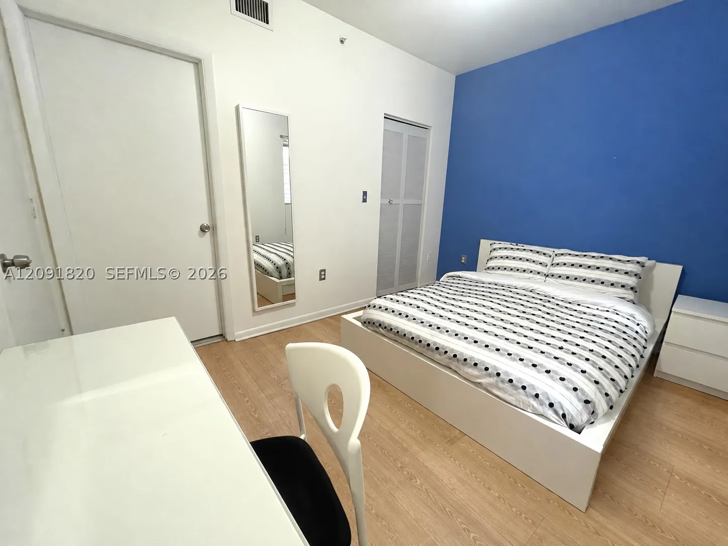1542 Drexel Ave #104