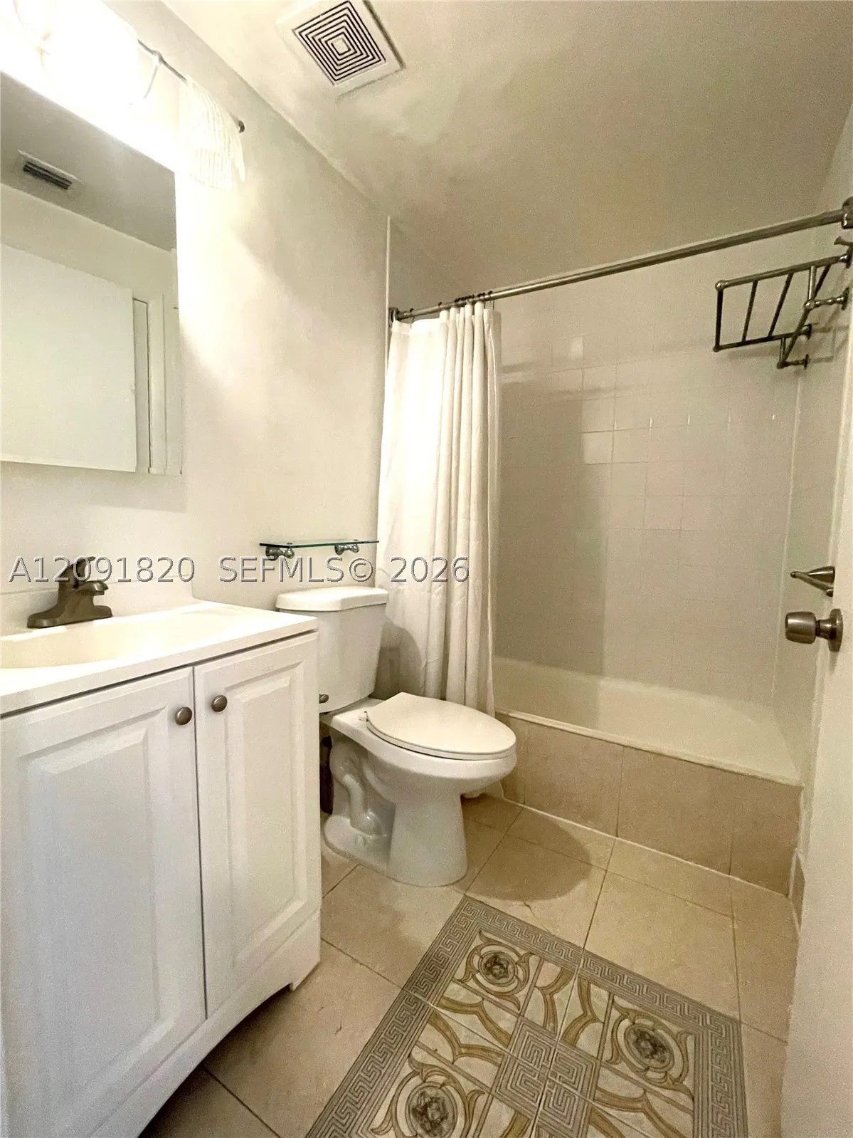 1542 Drexel Ave #104