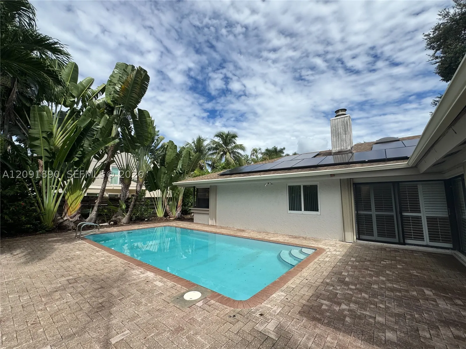 76 Ivy Rd