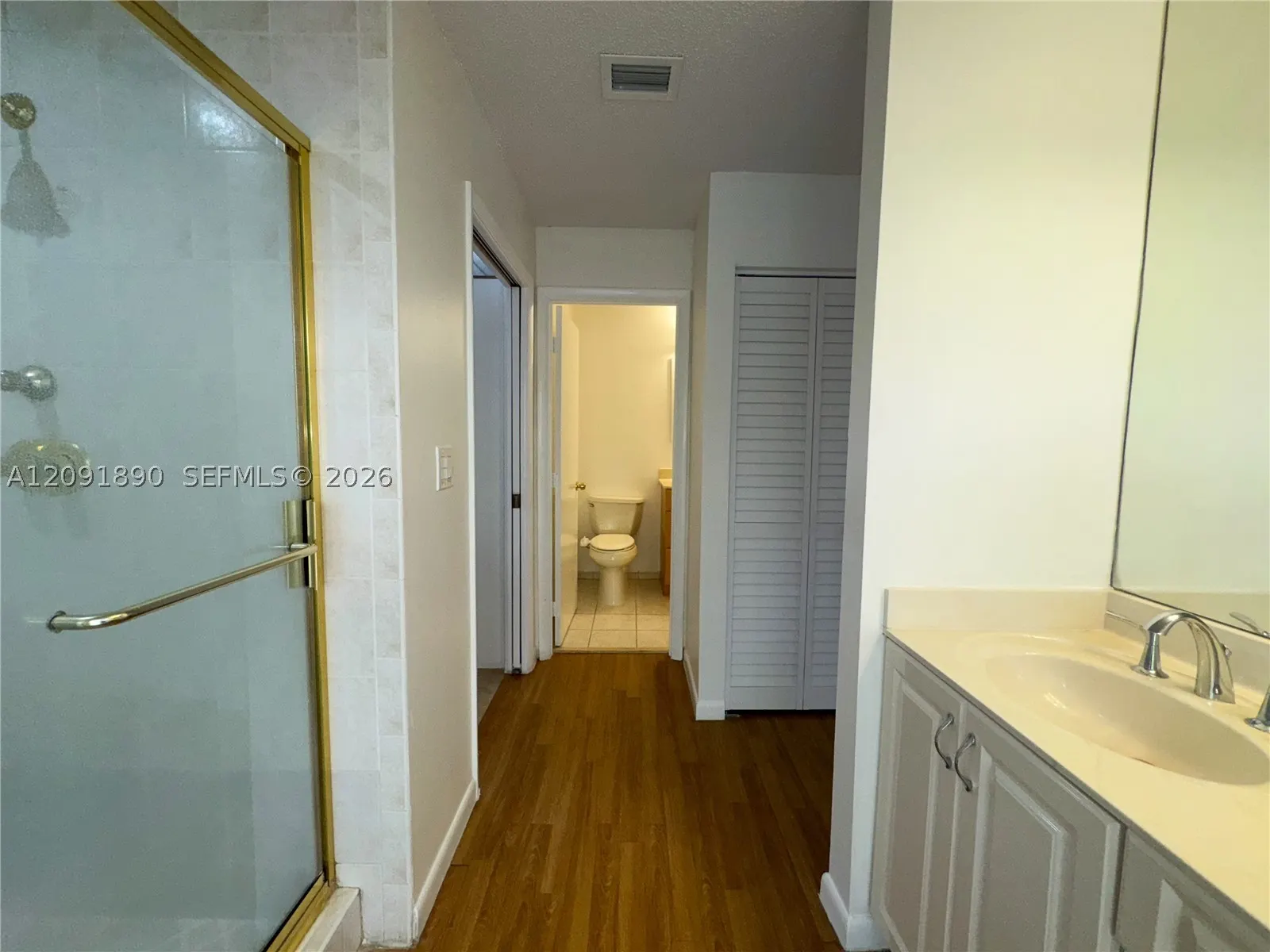 76 Ivy Rd