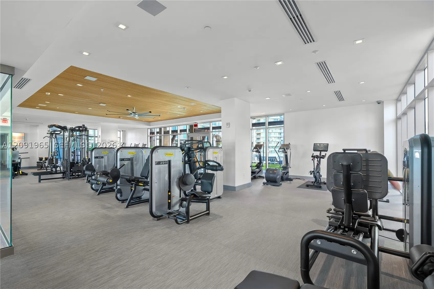 300 Sunny Isles Blvd #4-PH-03