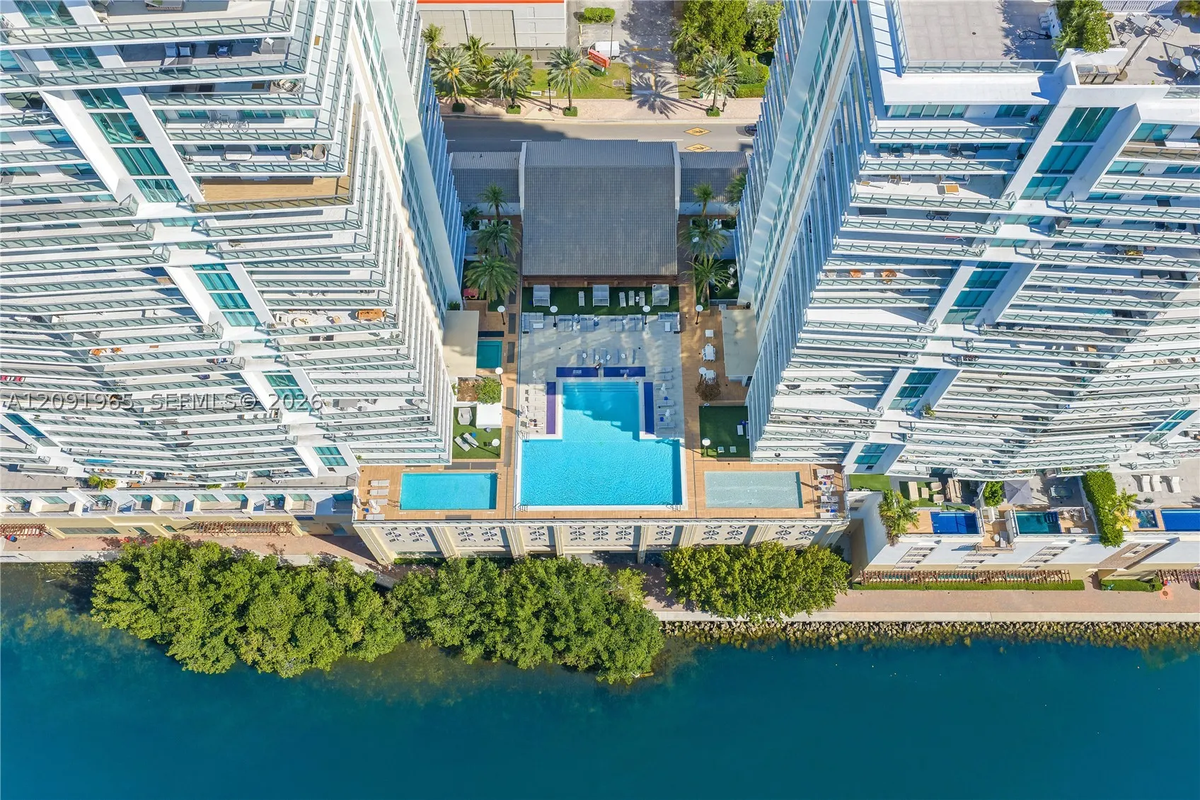 300 Sunny Isles Blvd #4-PH-03
