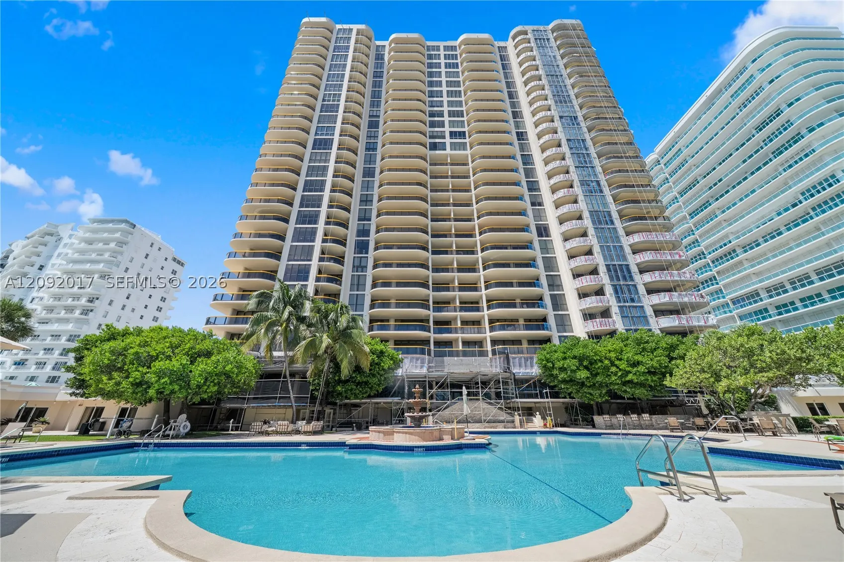 9999 Collins Ave #9J