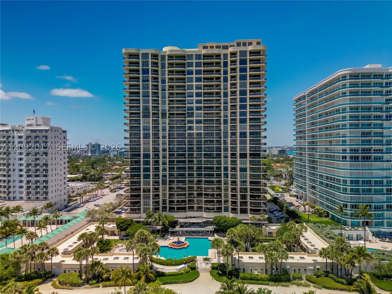 9999 Collins Ave #9J