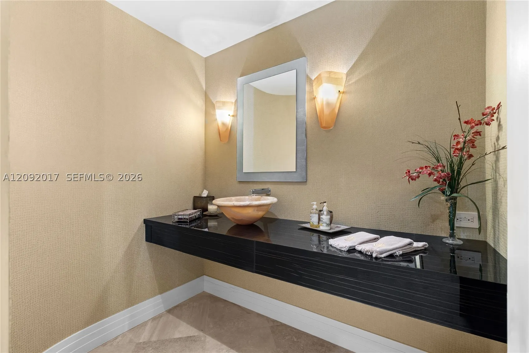 9999 Collins Ave #9J
