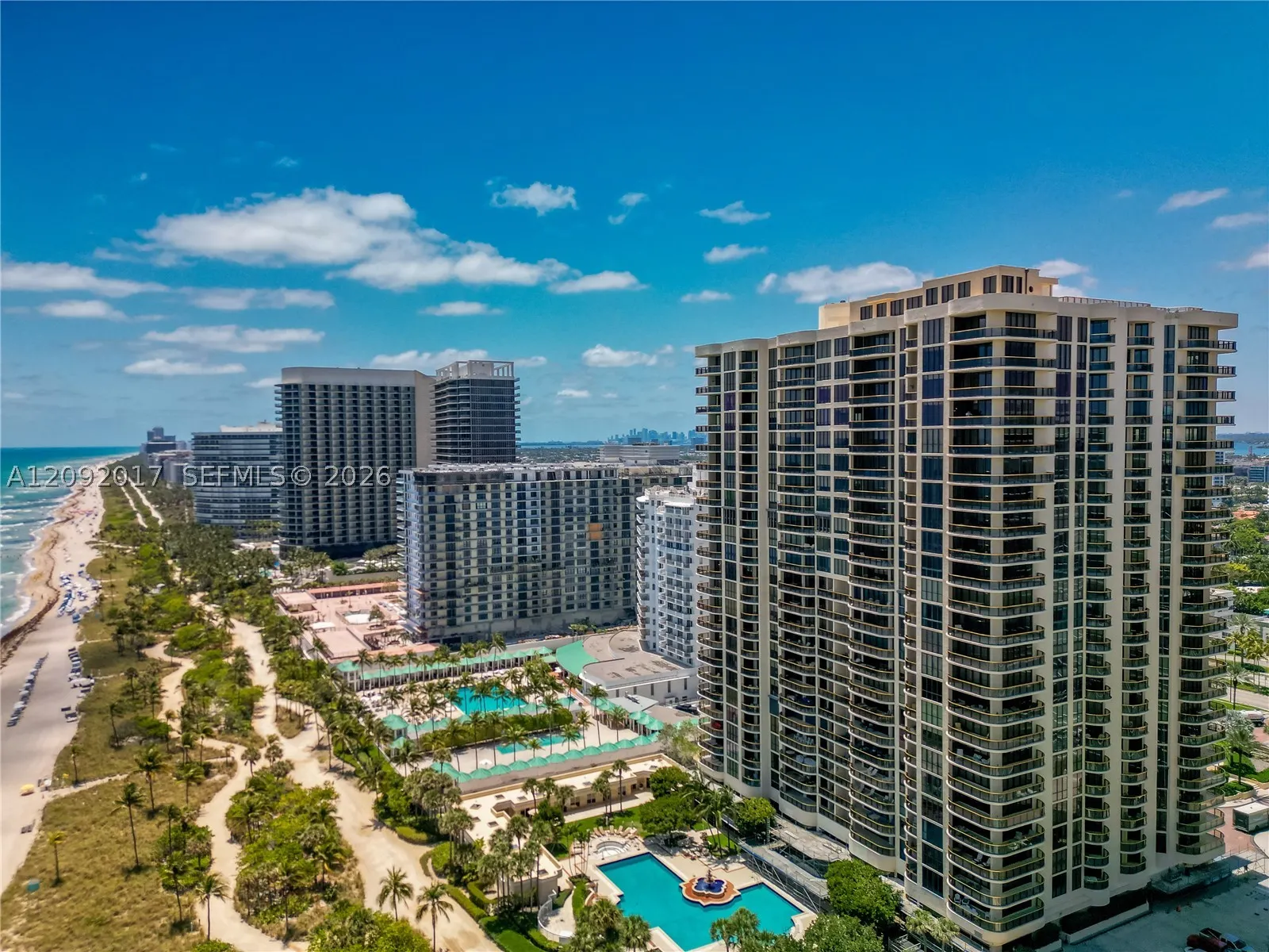 9999 Collins Ave #9J