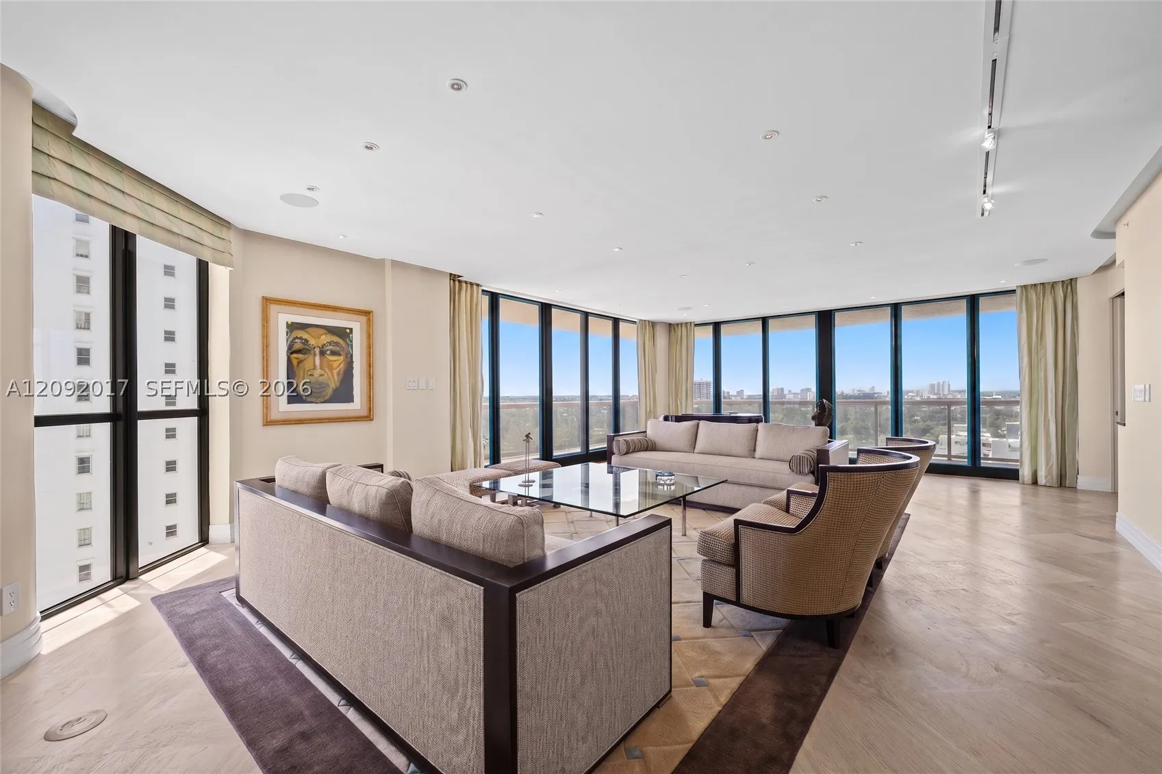 9999 Collins Ave #9J