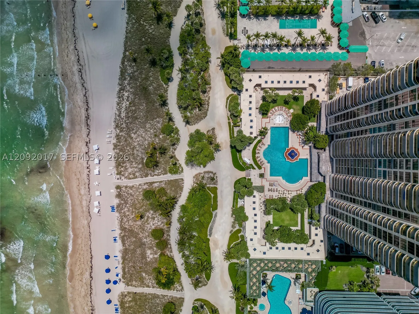 9999 Collins Ave #9J