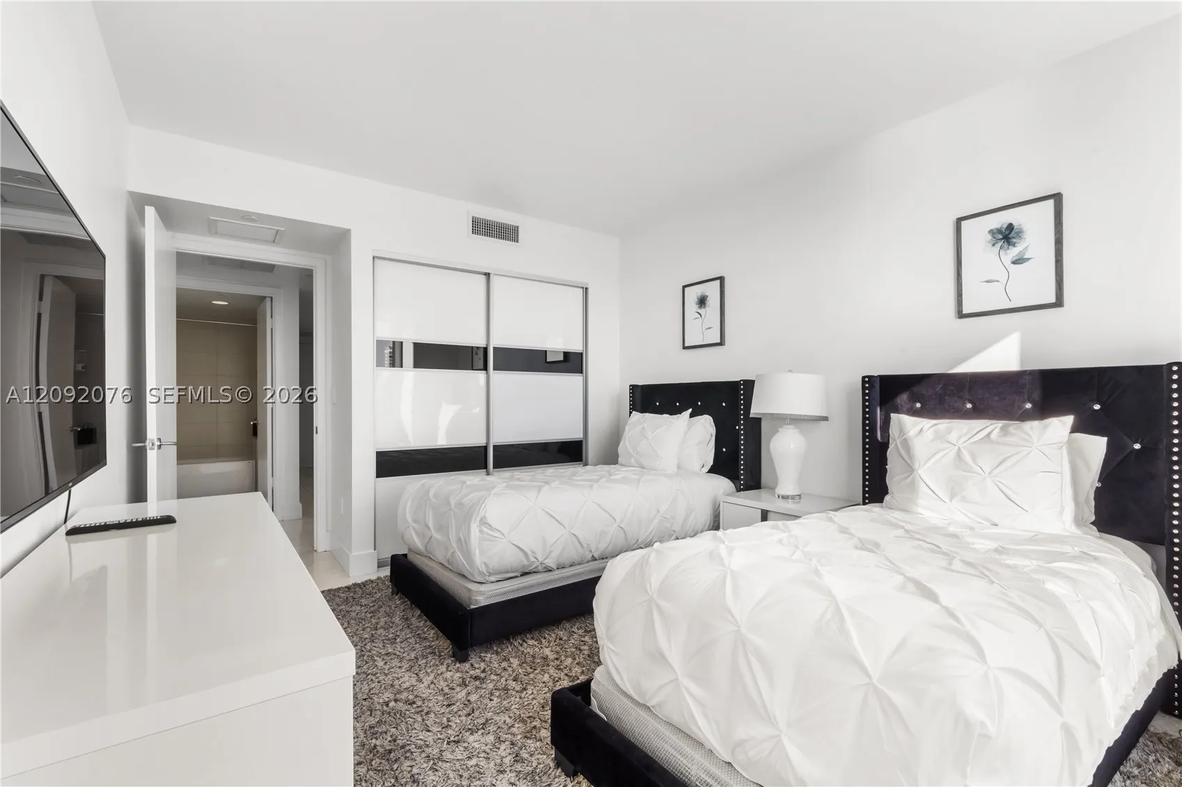 2600 E Hallandale Beach Blvd #T1601