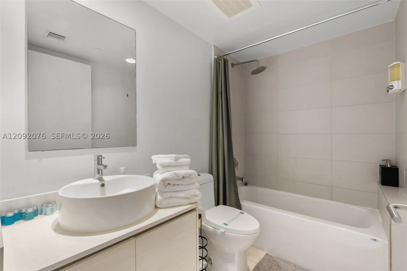 2600 E Hallandale Beach Blvd #T1601