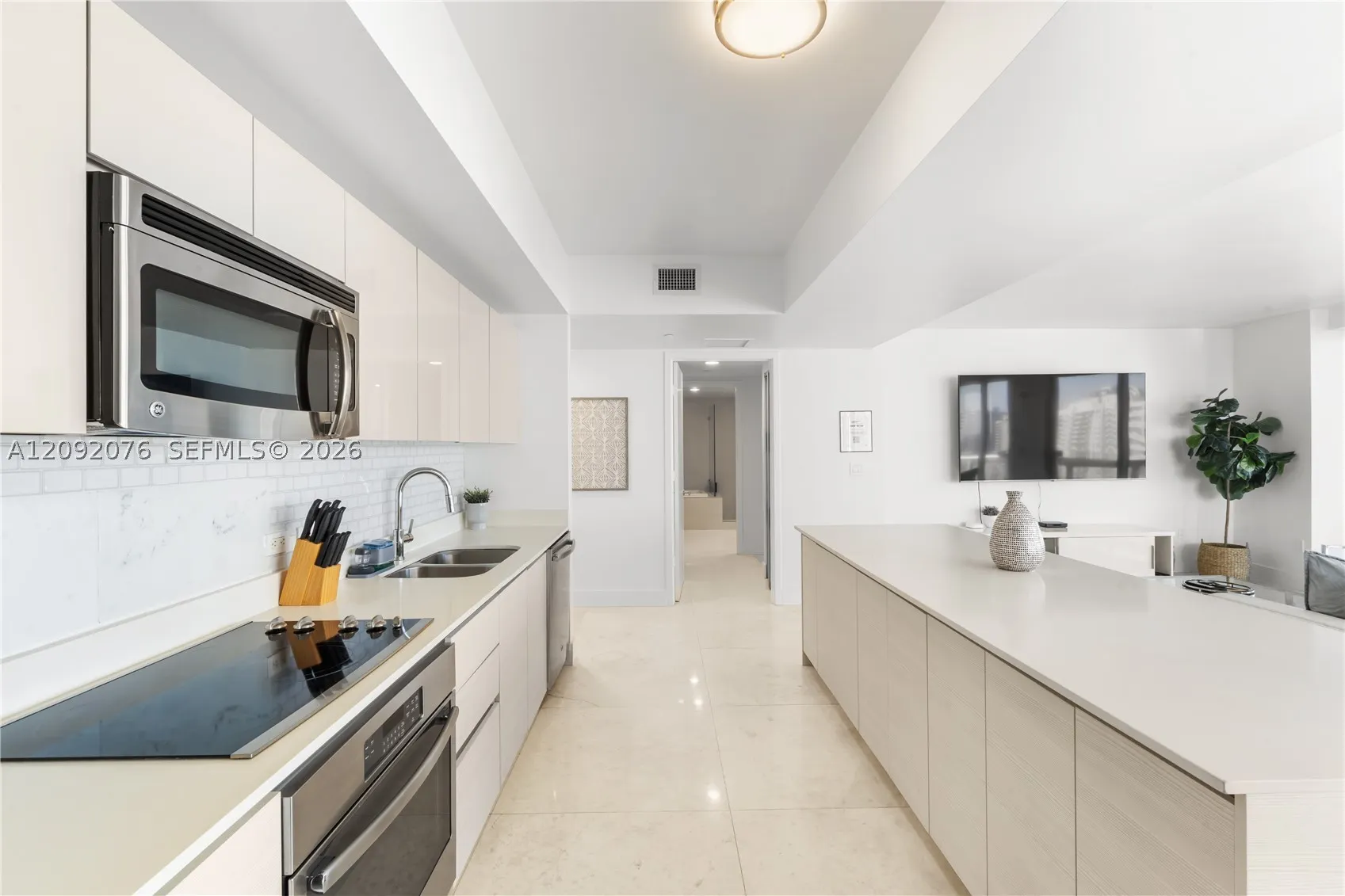 2600 E Hallandale Beach Blvd #T1601