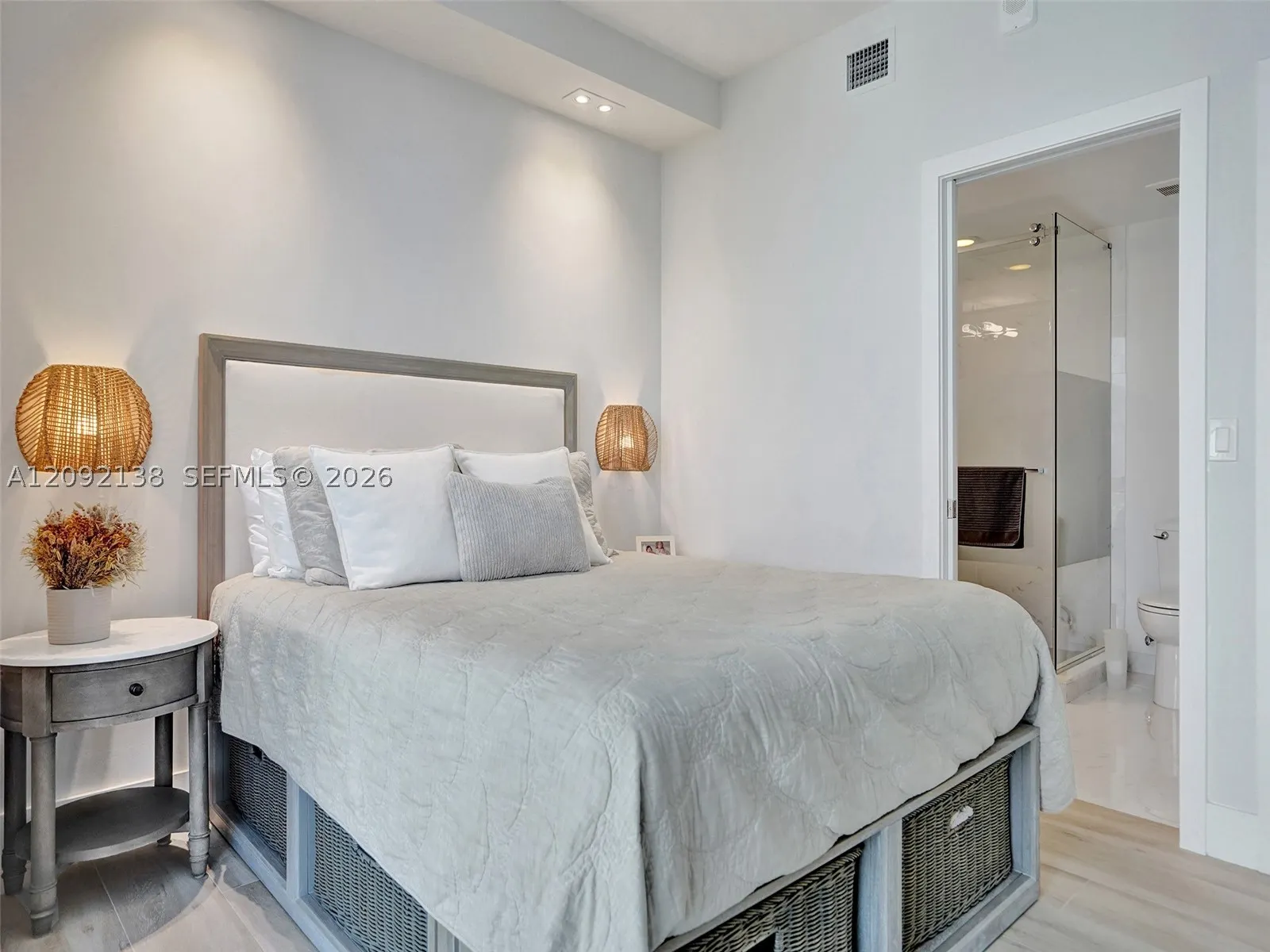 16385 Biscayne Blvd #2107