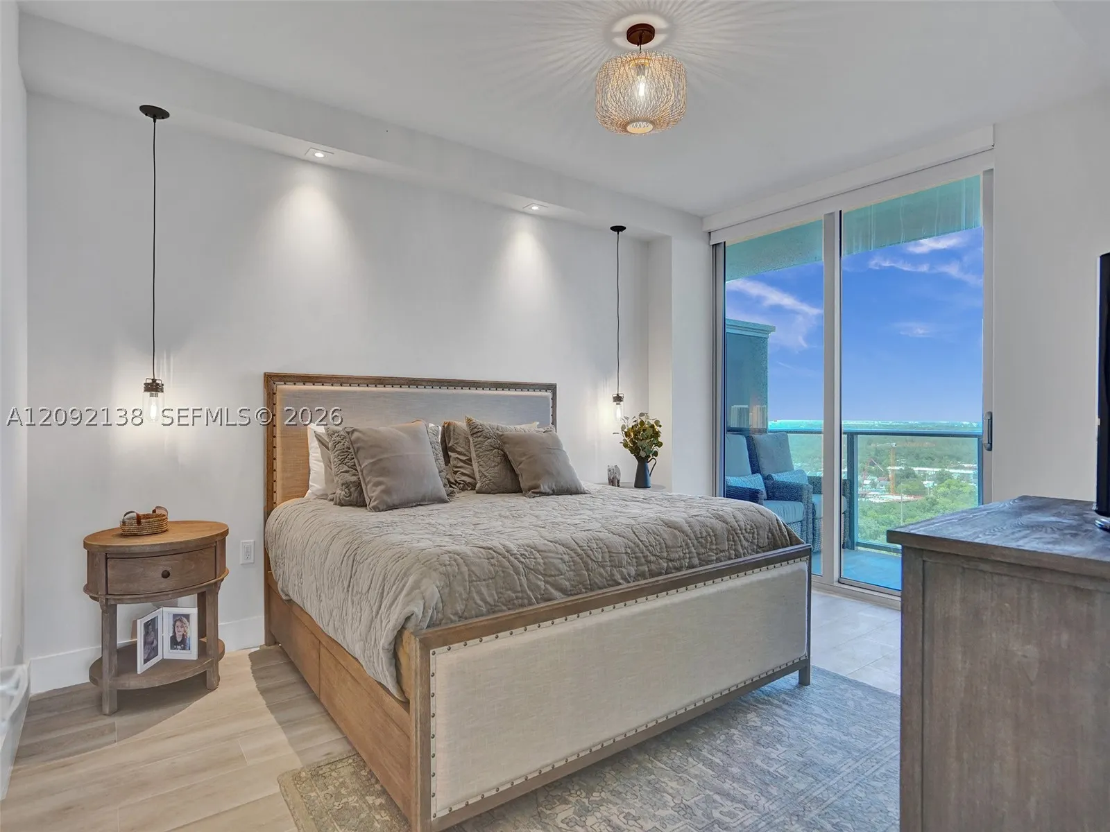 16385 Biscayne Blvd #2107