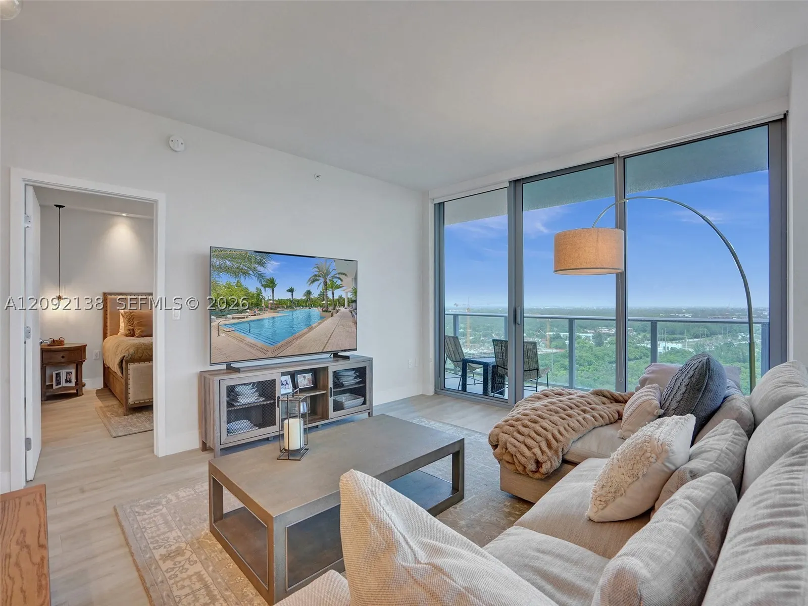 16385 Biscayne Blvd #2107