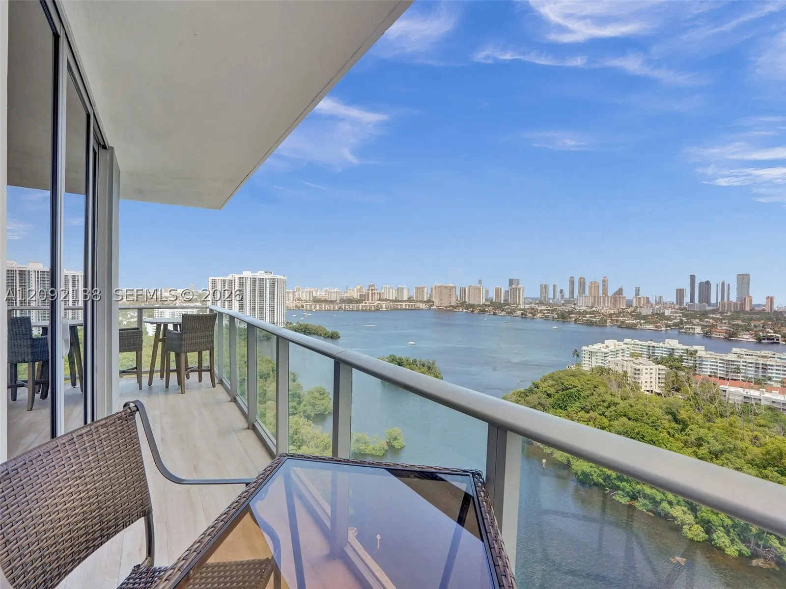 16385 Biscayne Blvd #2107