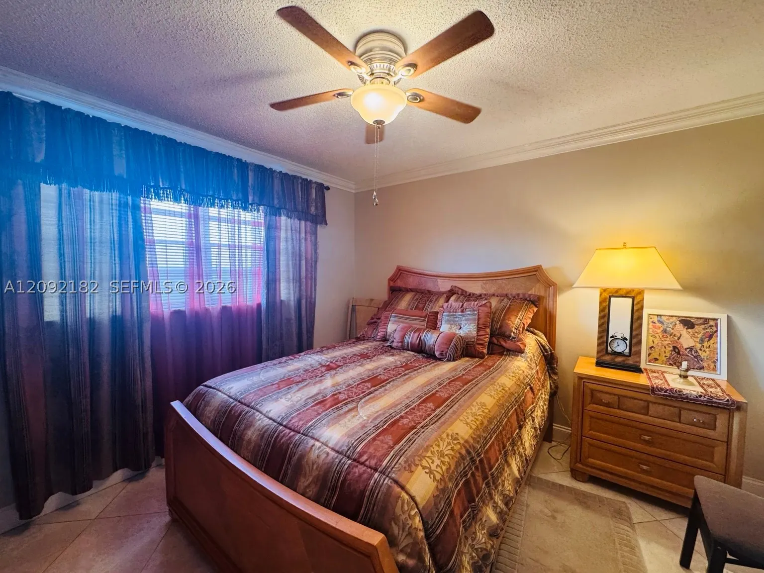 1000 NE 14th Ave #703