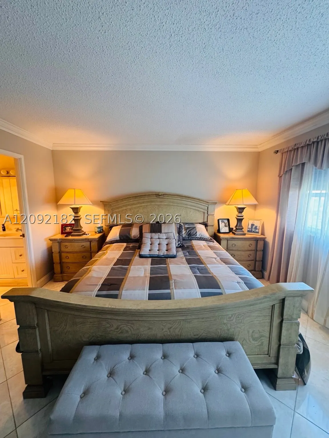 1000 NE 14th Ave #703