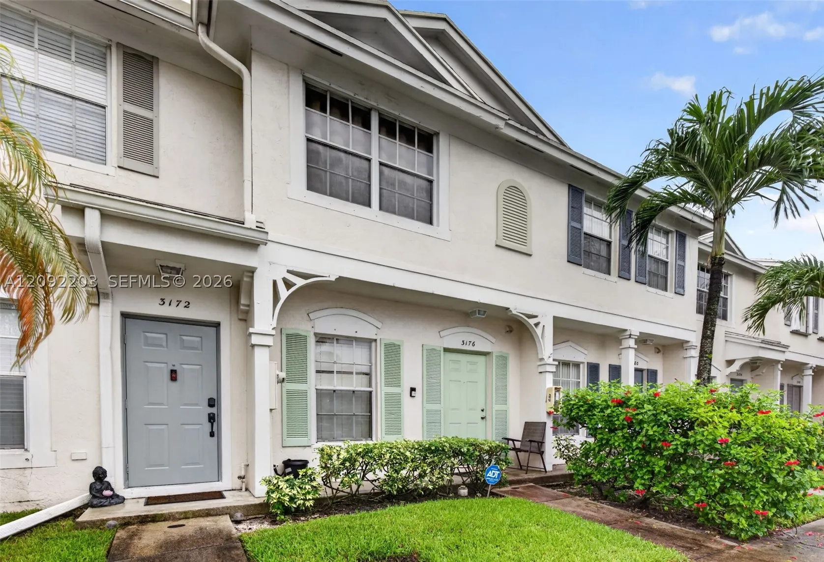 3176 SW 50th St