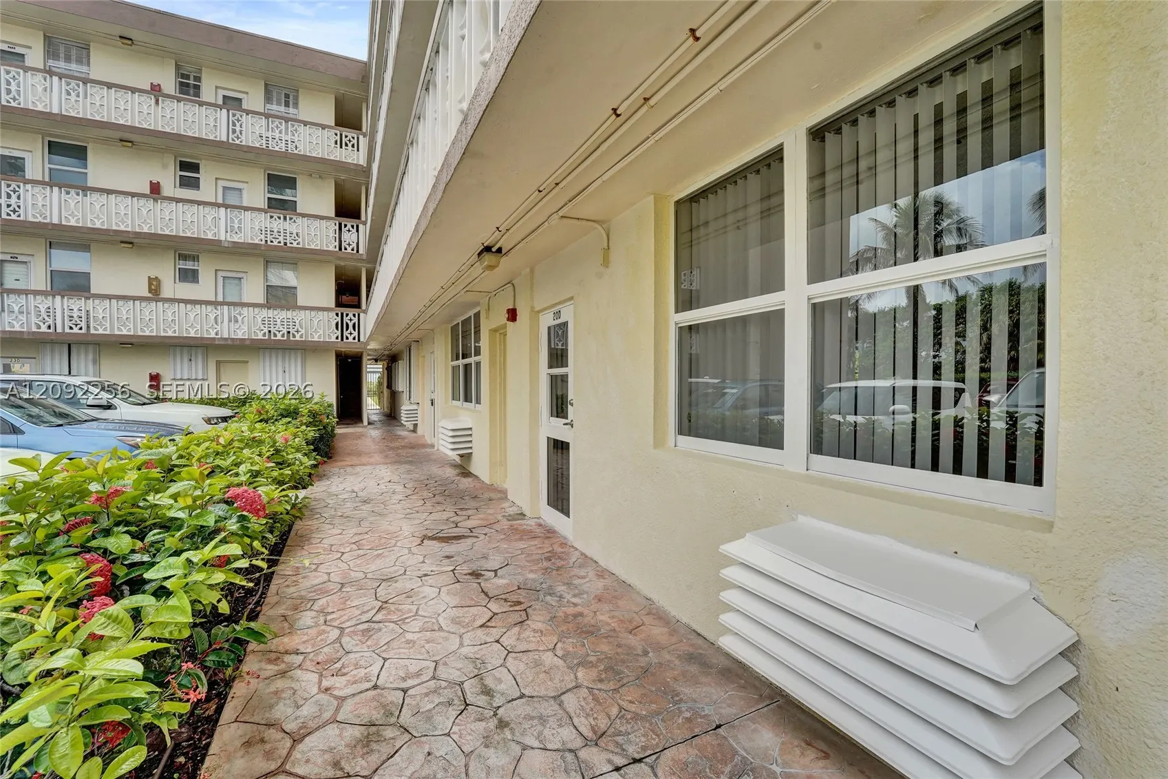 1936 S Ocean #20D