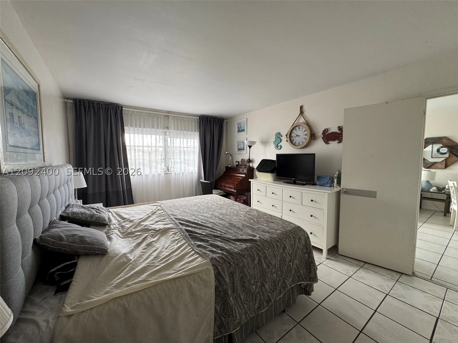2200 E Hallandale Beach Blvd #301