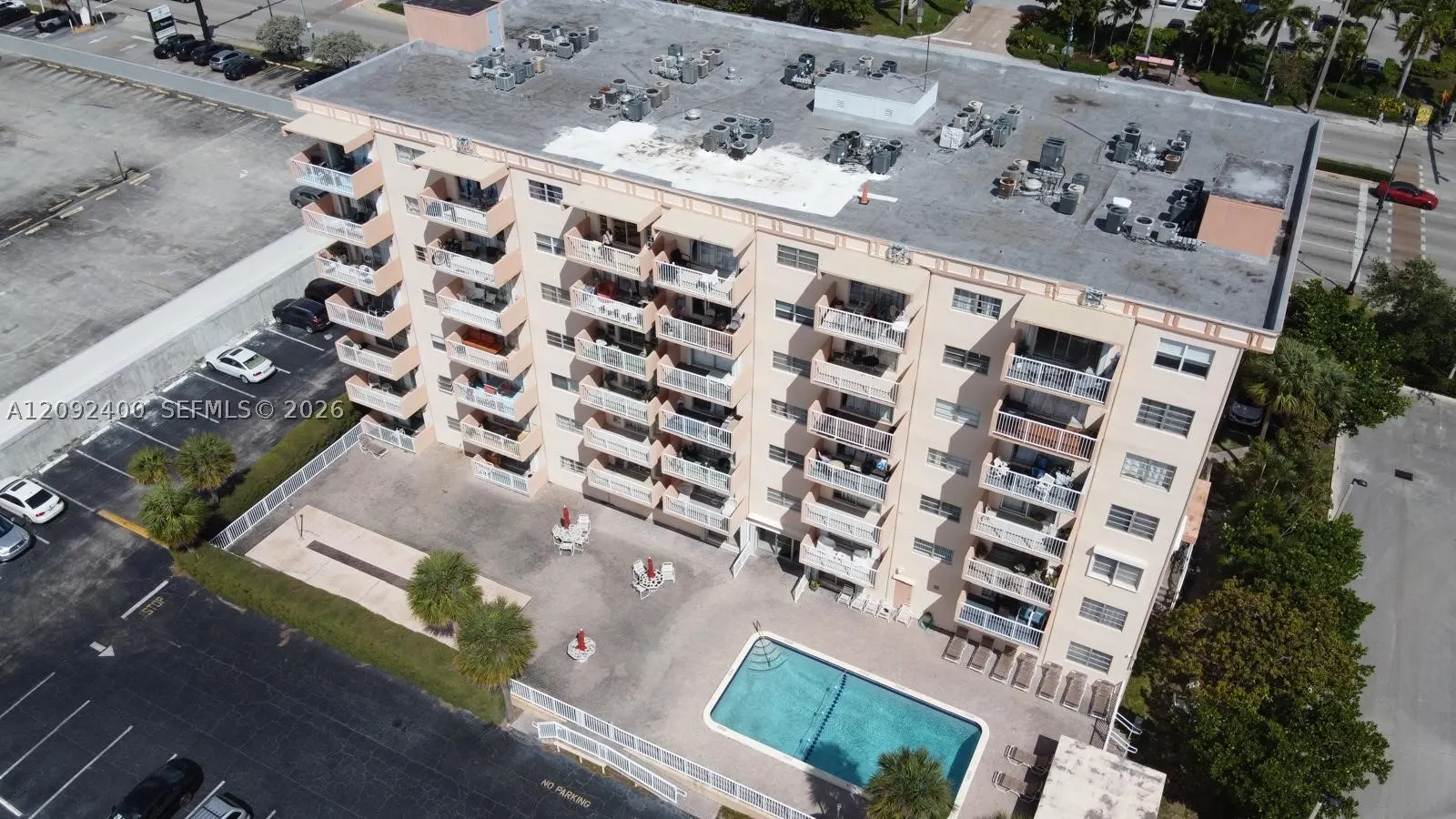 2200 E Hallandale Beach Blvd #301