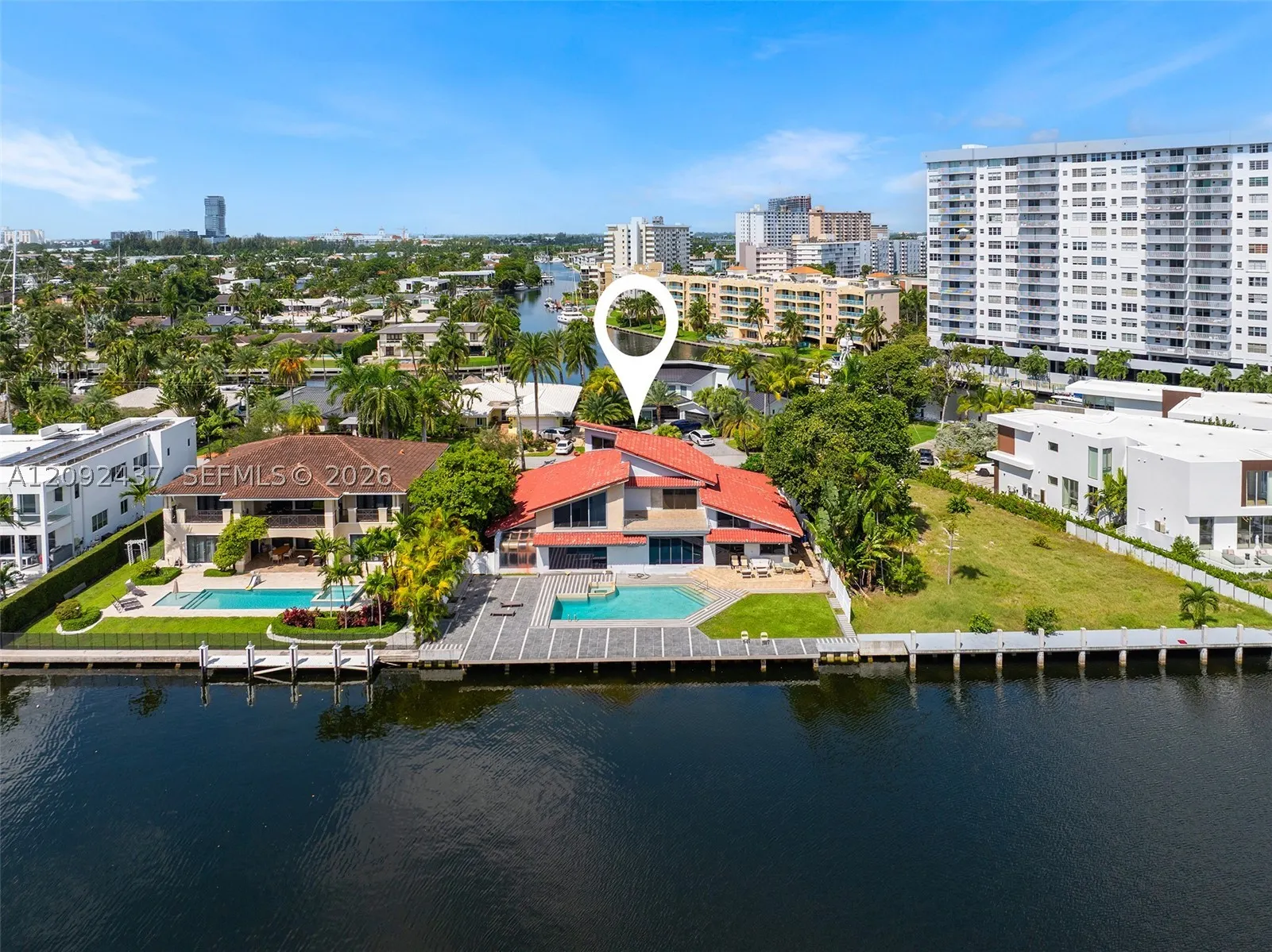 507 Palm Dr