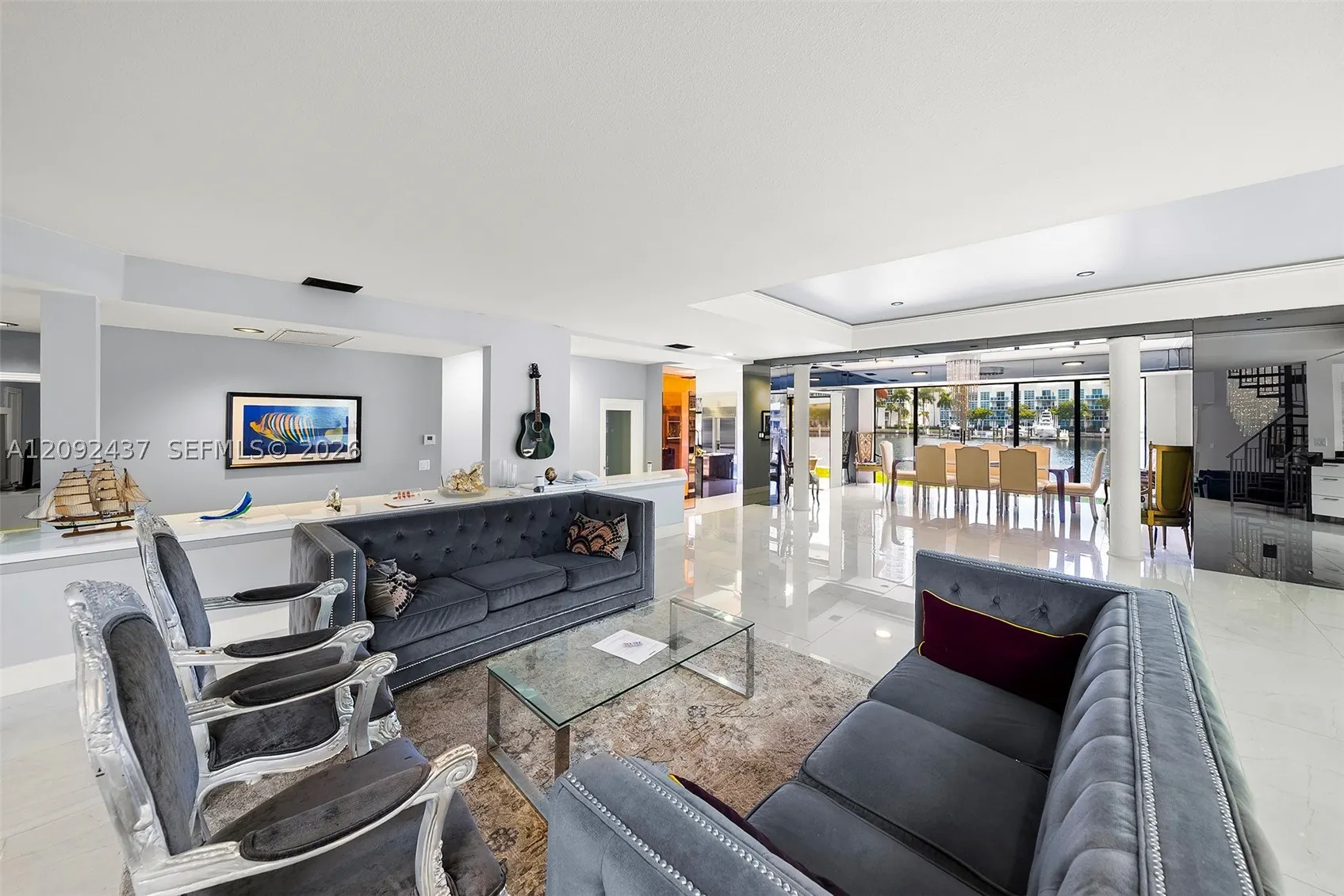 507 Palm Dr