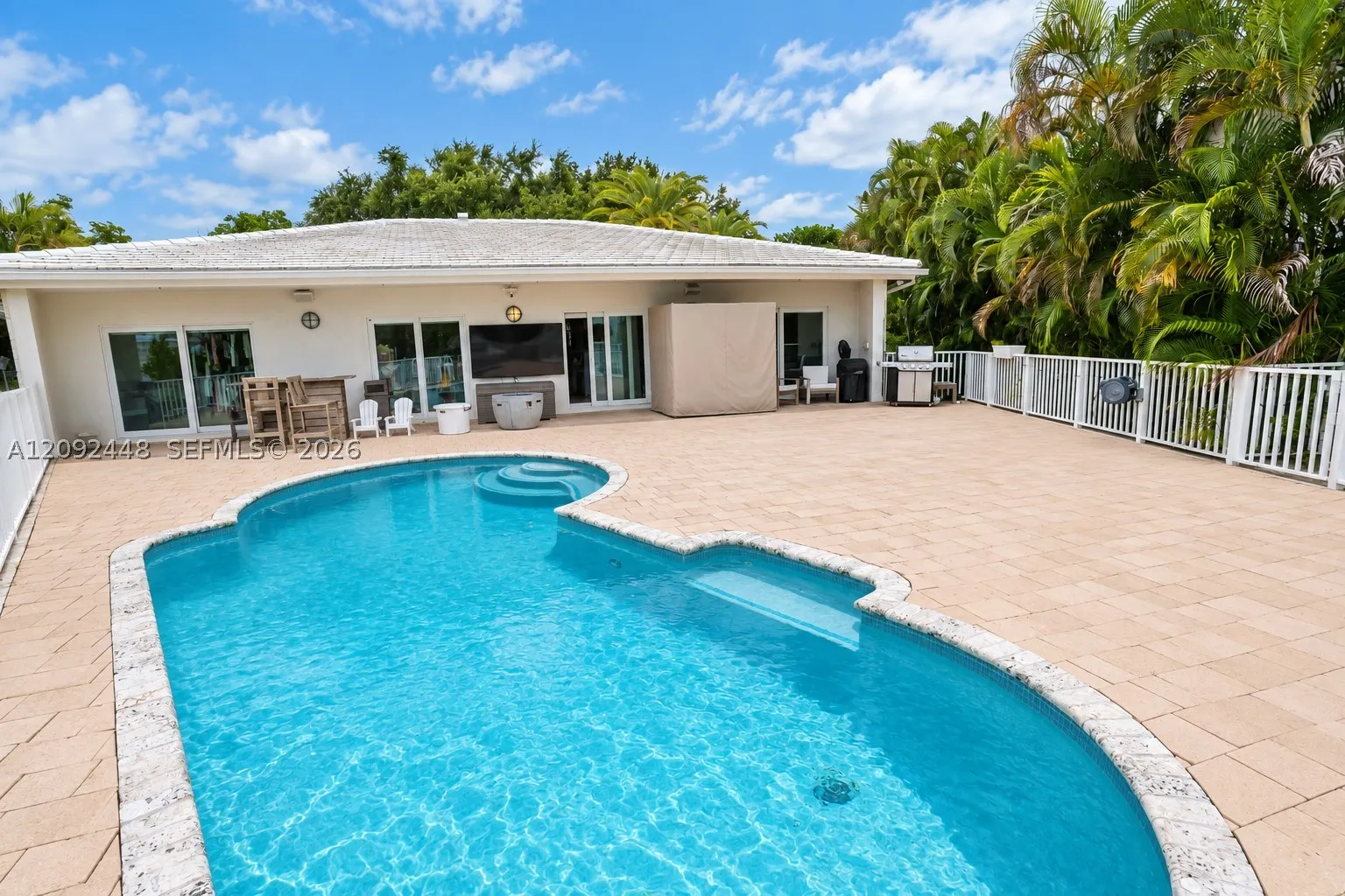 705 Bella Vista Ave