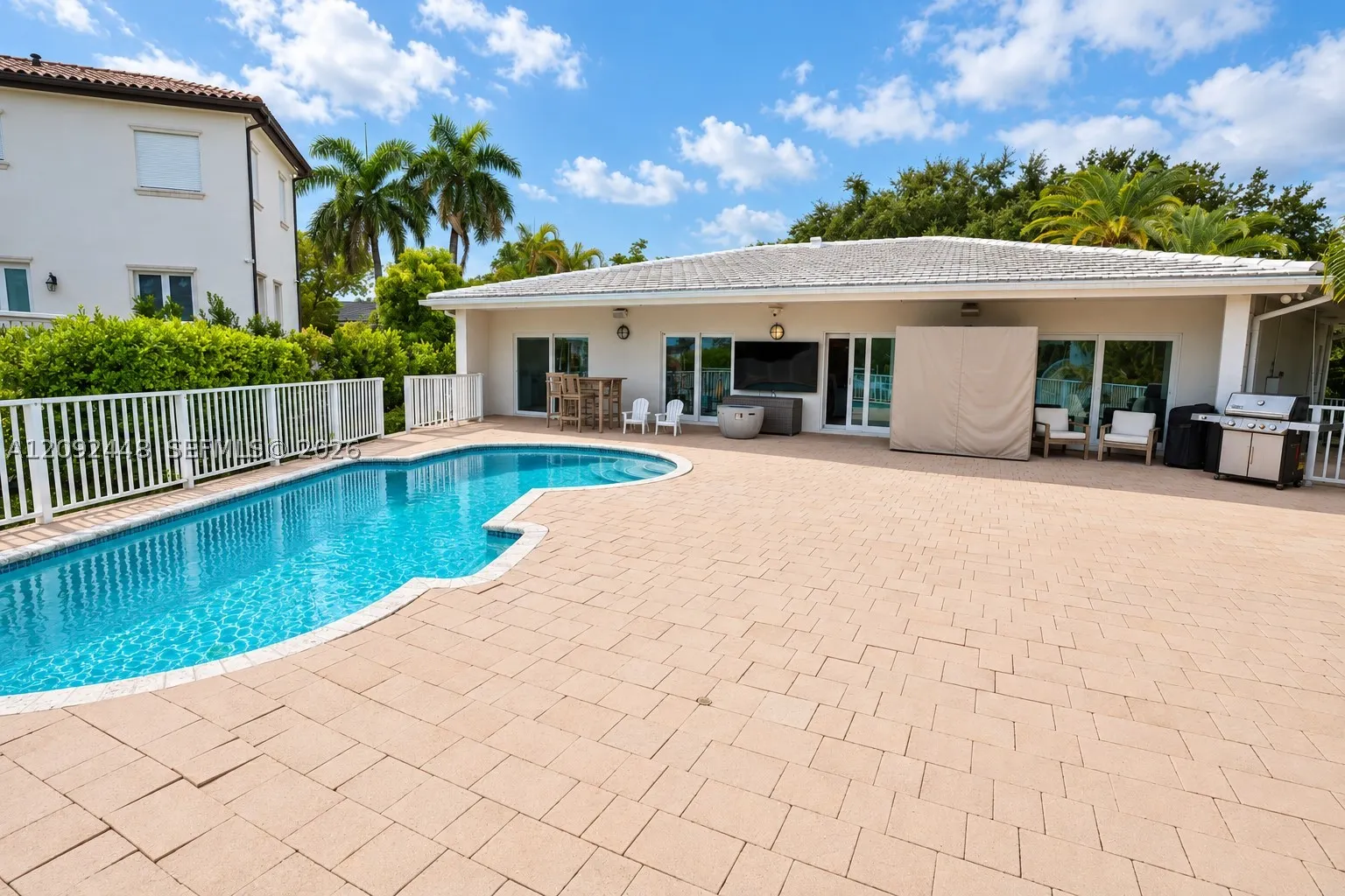 705 Bella Vista Ave