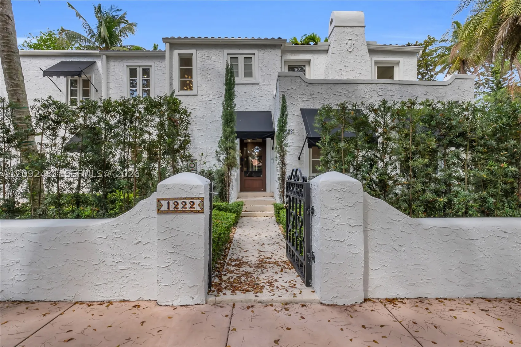 1222 Cortez St