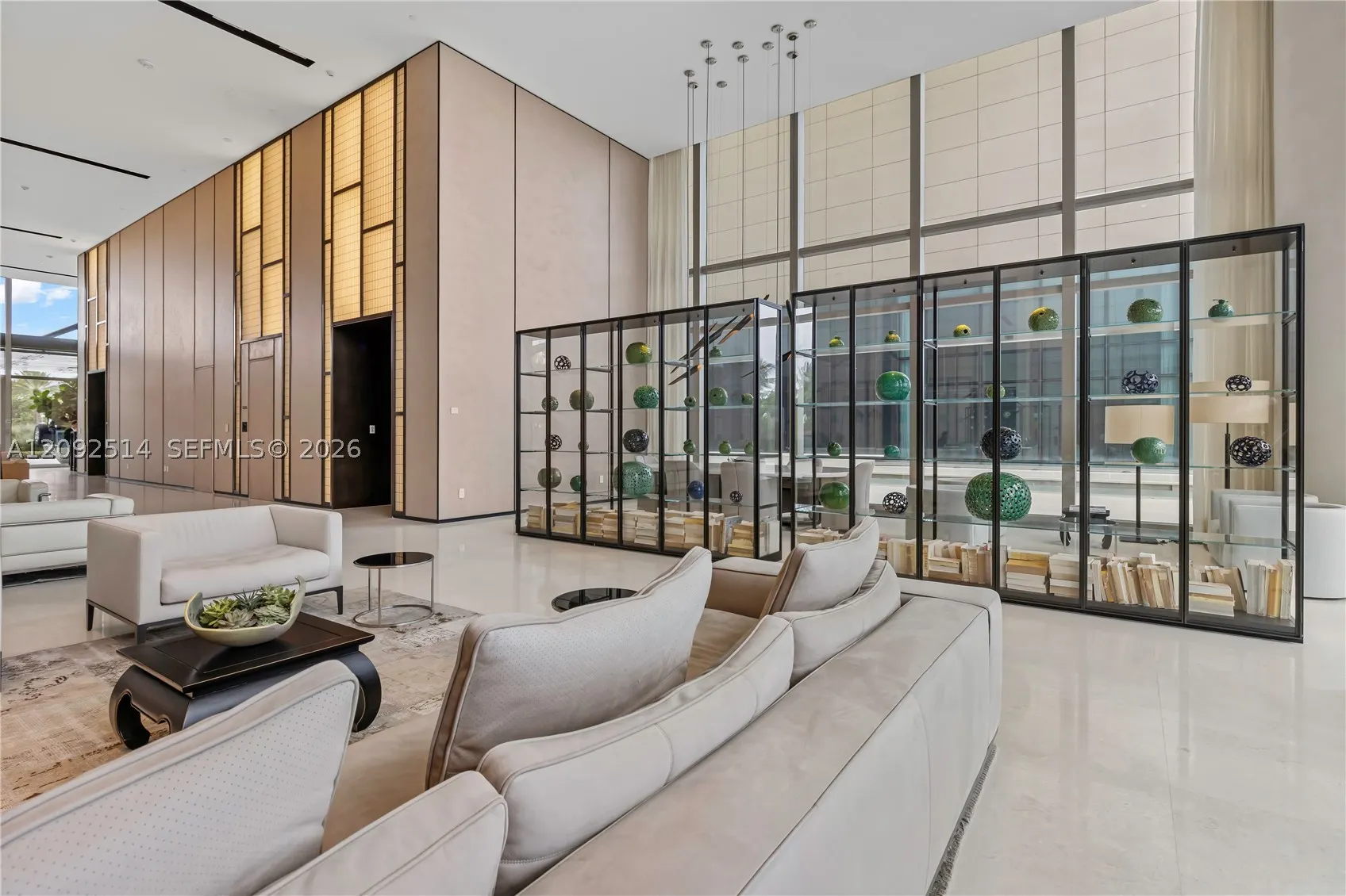 10201 Collins Ave #1104