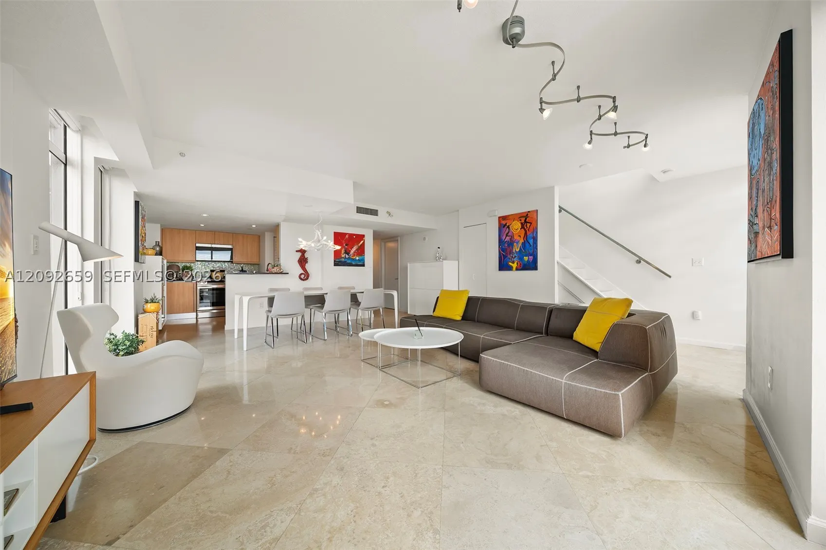 7600 Collins Ave #1012