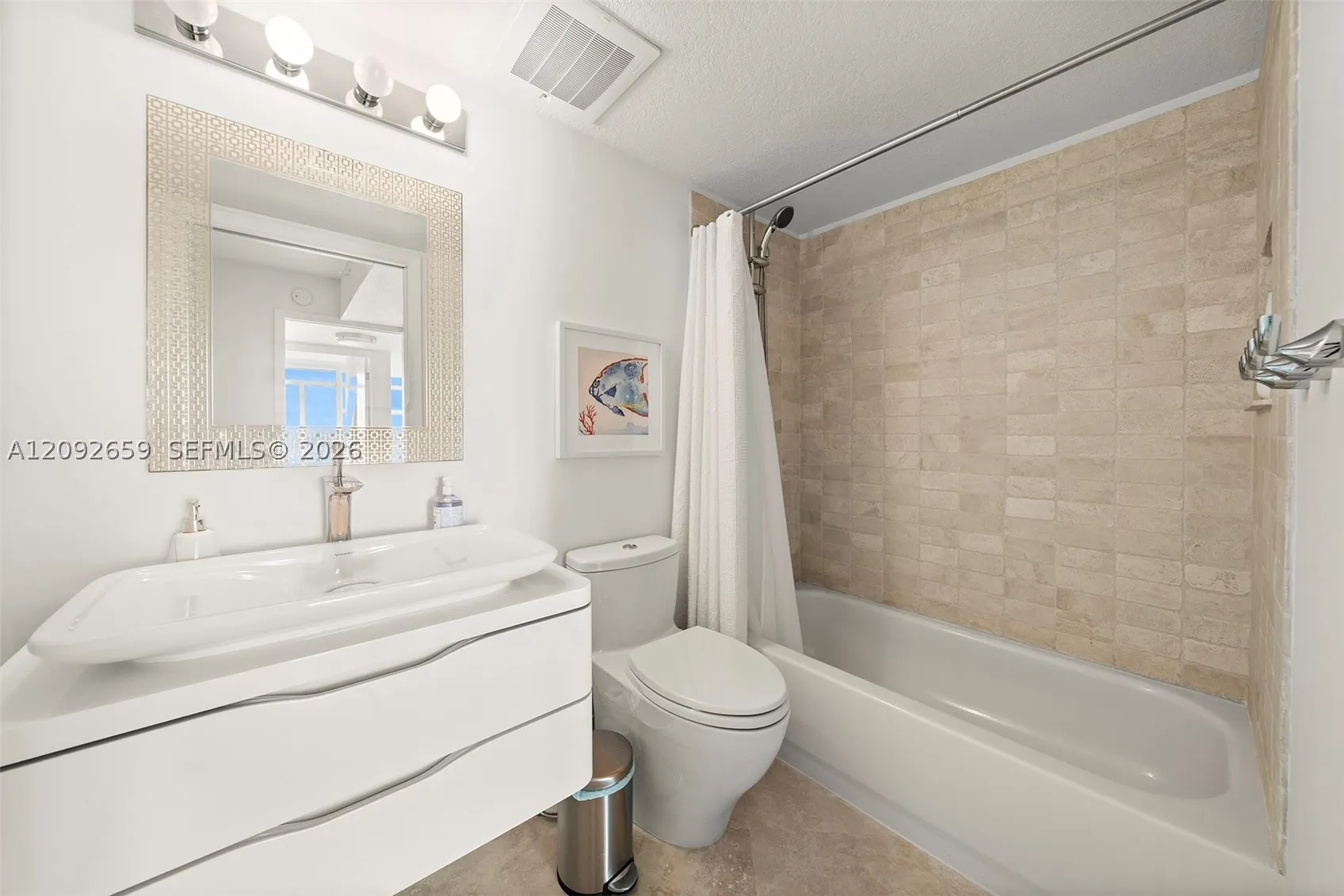 7600 Collins Ave #1012