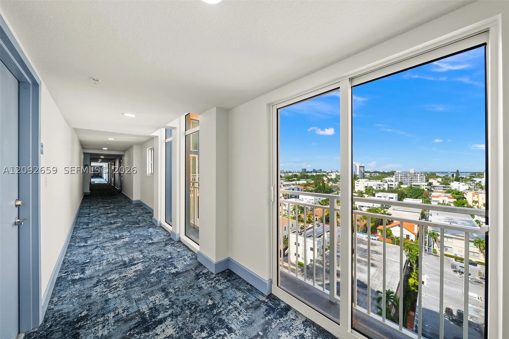 7600 Collins Ave #1012