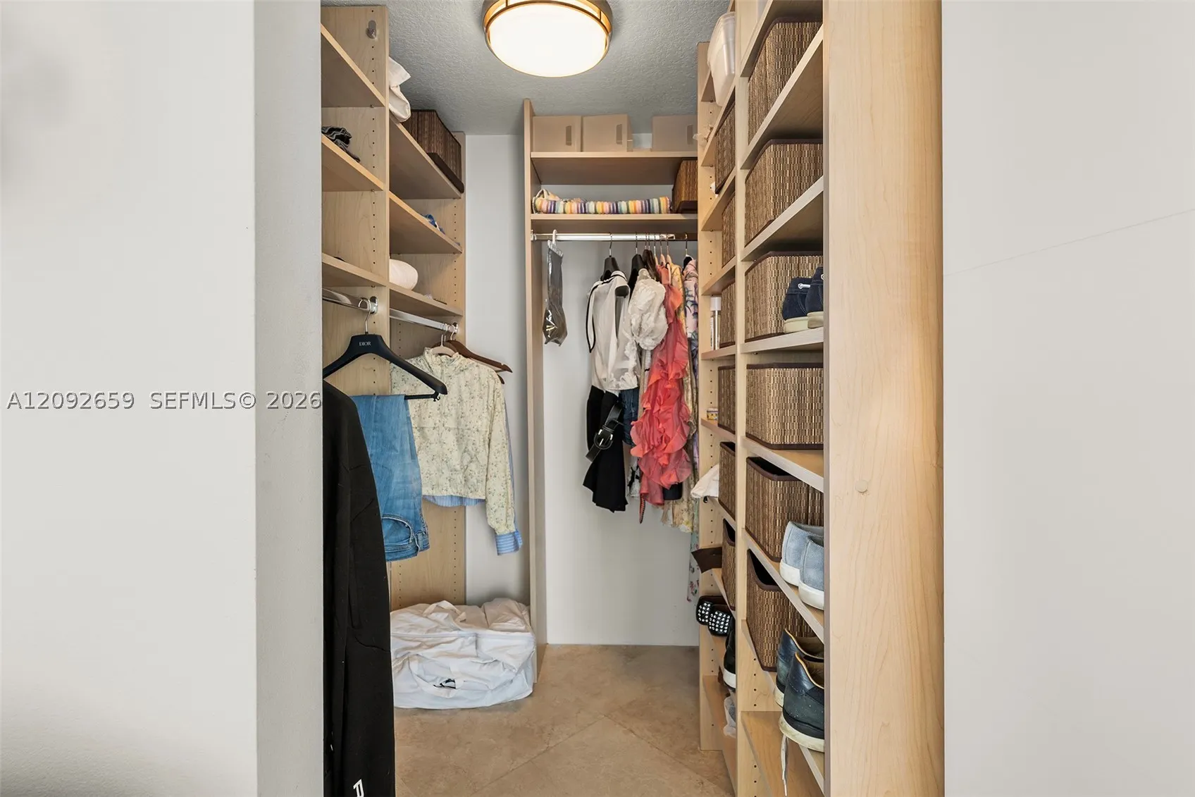 7600 Collins Ave #1012
