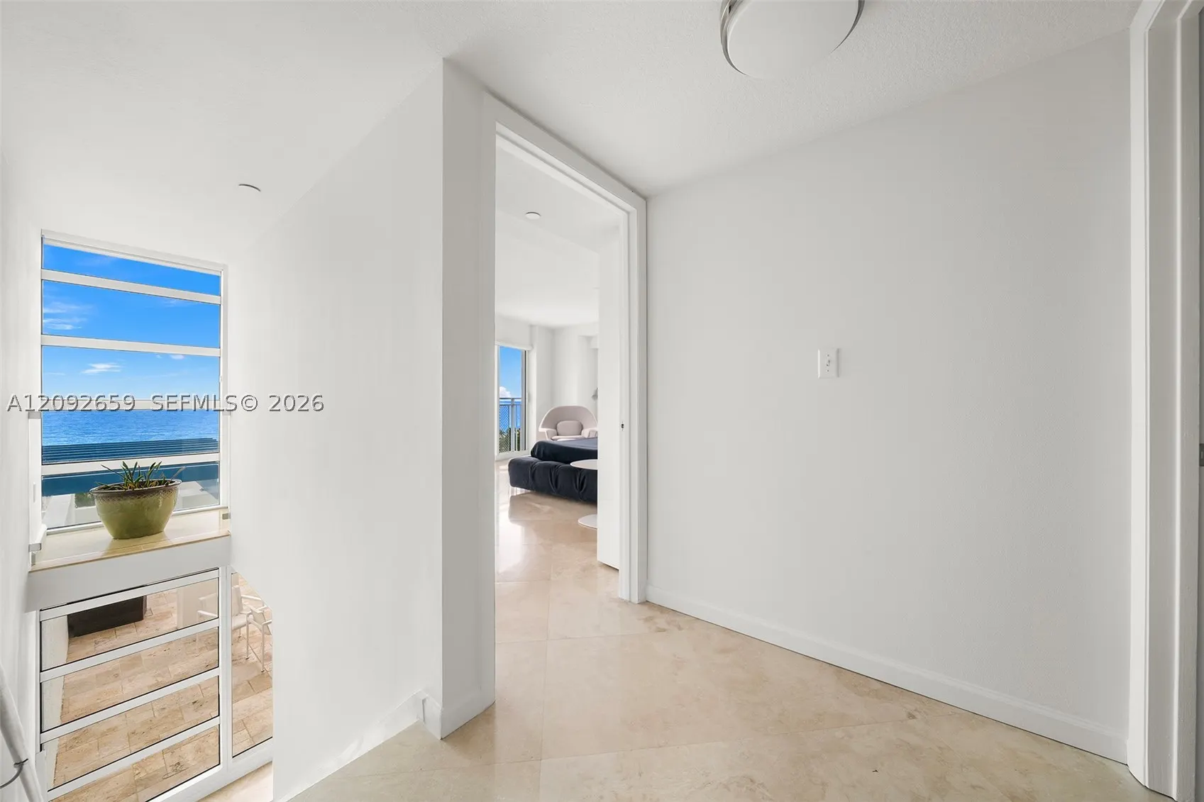 7600 Collins Ave #1012