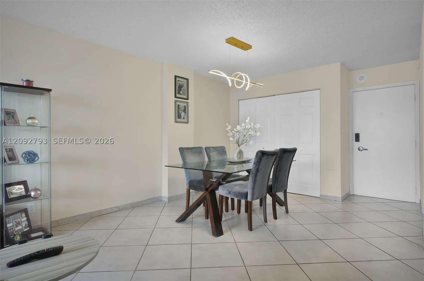 6770 Indian Creek Dr #8R