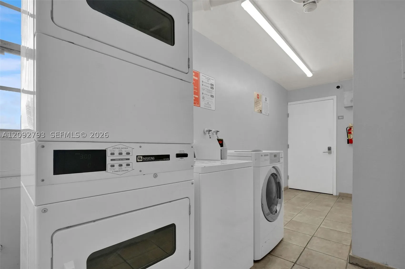 6770 Indian Creek Dr #8R