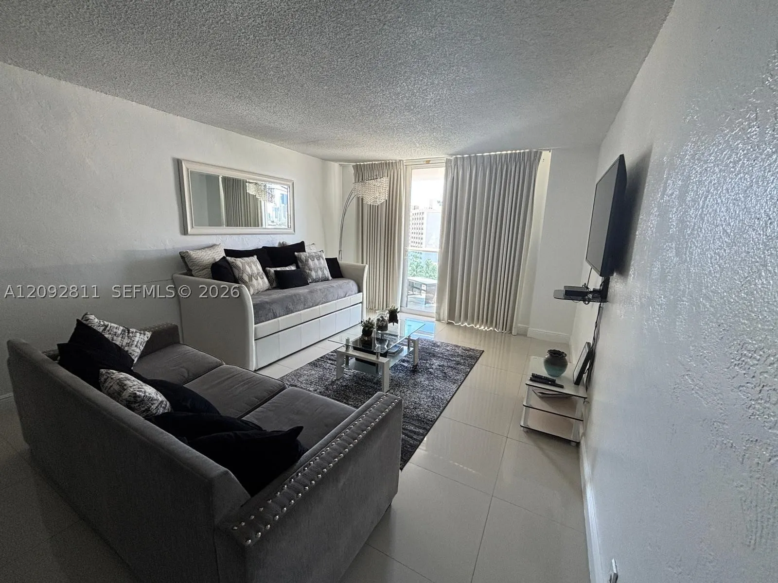 19370 Collins Ave #1021