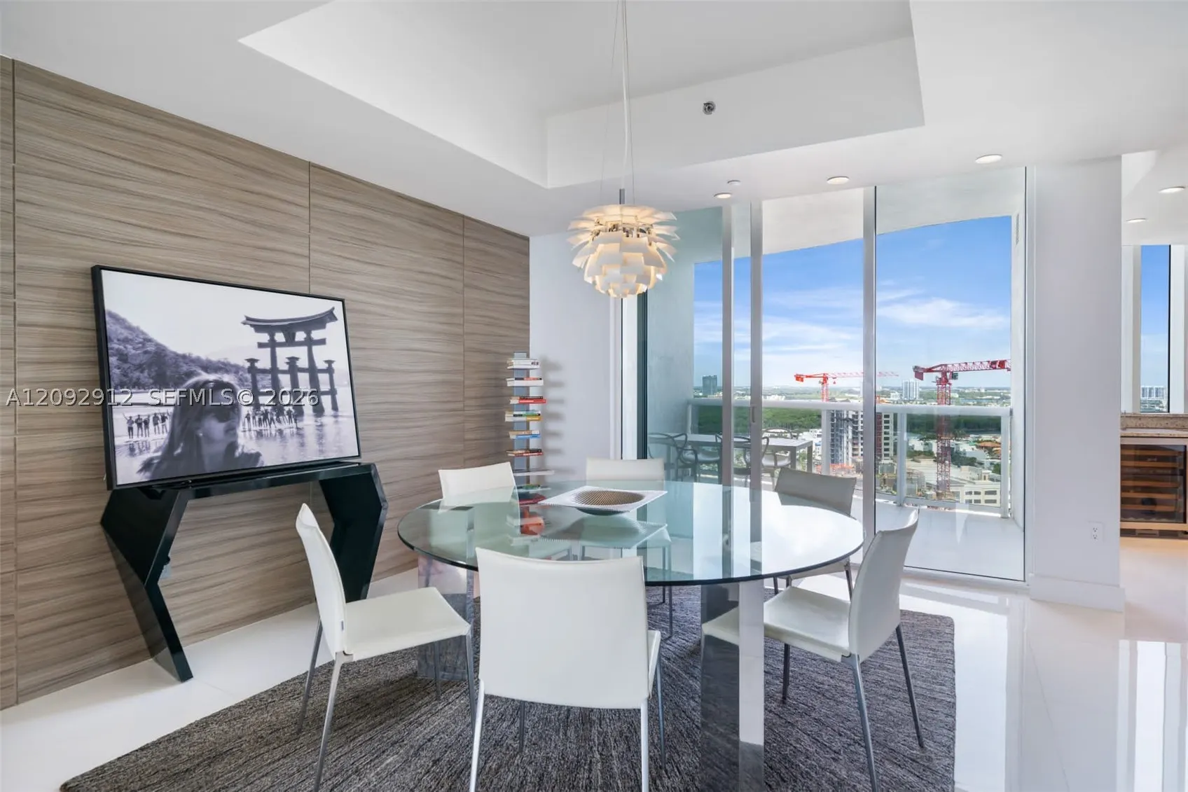 15811 Collins Ave #2006