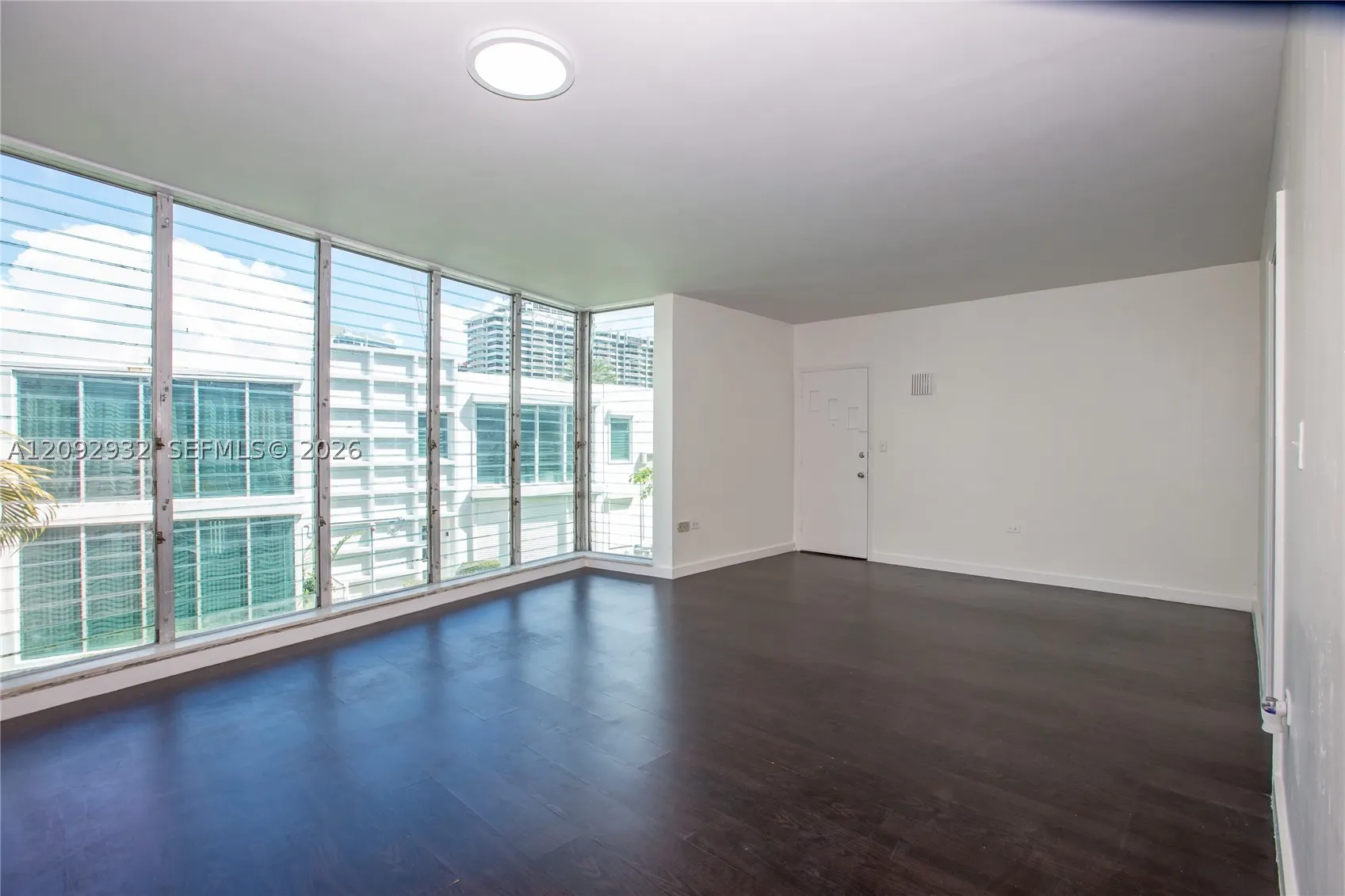 10178 Collins Ave #202